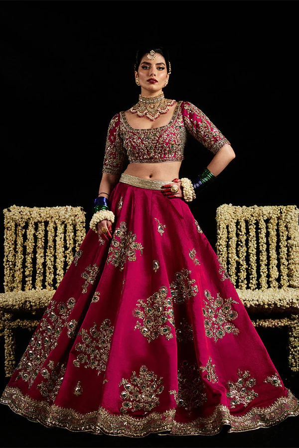 HR-Bridals27490-copy-ed_800x_600x_3413bdda-1fc9-4ad6-aa18-d5d9dab933c8